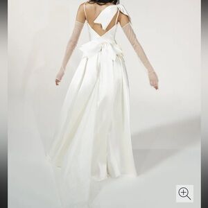 NWT Vera Wang Bride Promesa Wedding Gown